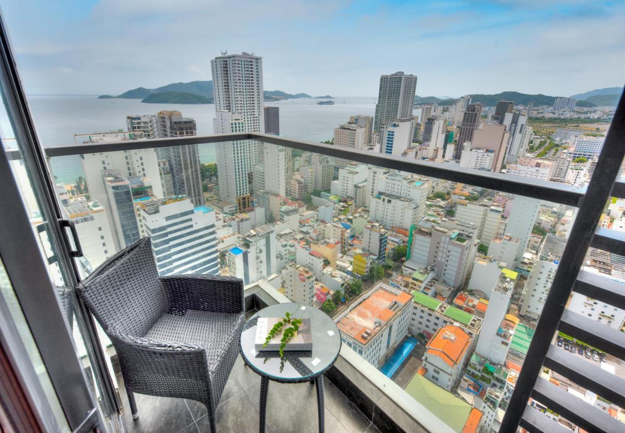 S Lux Apartment Virgo Нячанг Екстер'єр фото