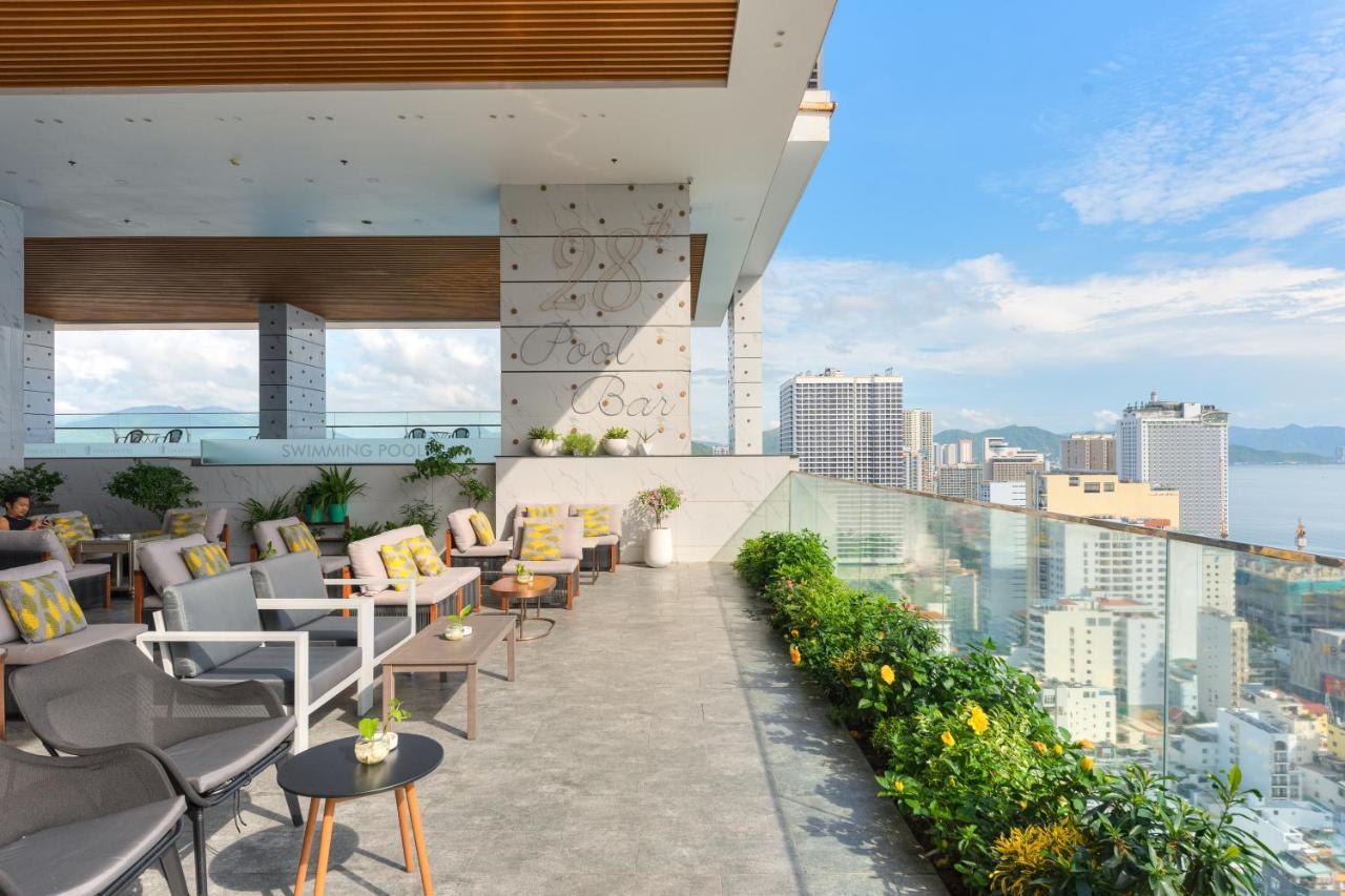 S Lux Apartment Virgo Нячанг Екстер'єр фото