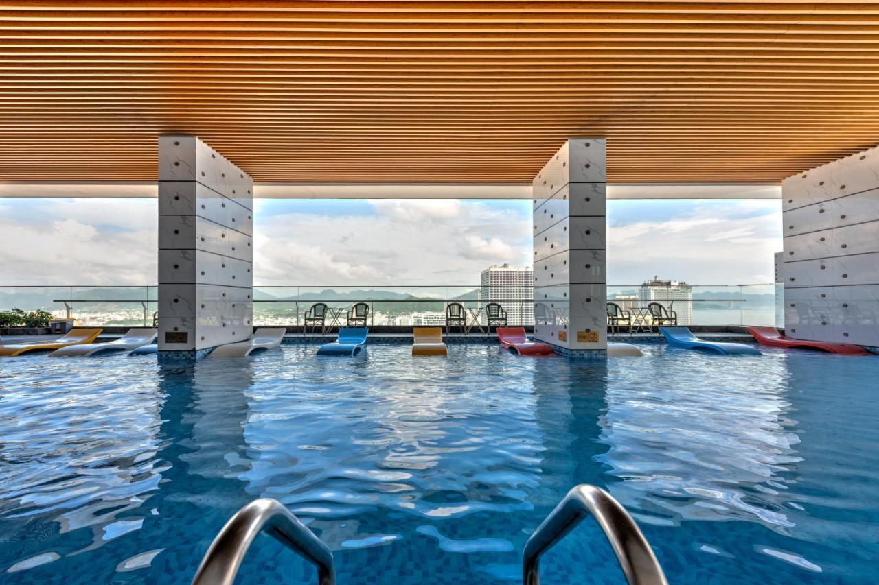 S Lux Apartment Virgo Нячанг Екстер'єр фото