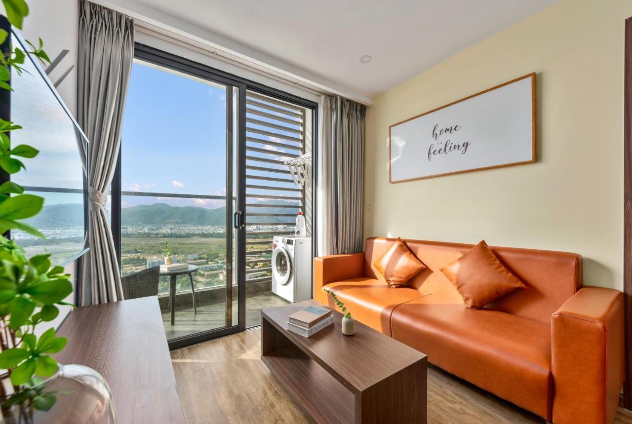 S Lux Apartment Virgo Нячанг Екстер'єр фото